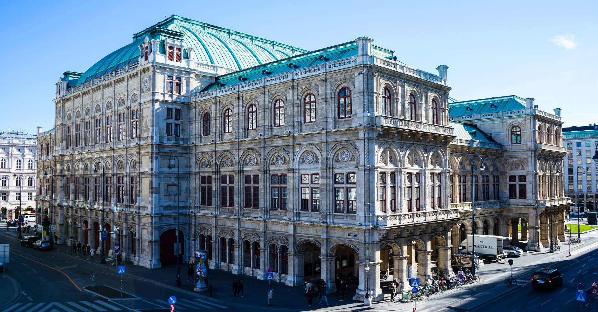 OBSERVER Analyse: Medienpräsenz des Wiener Opernballs